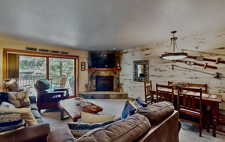 4-Night Stay in Avon
