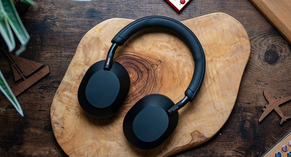 Sony-WXM5-Headphones-Featured-Image-1-scaled.jpg
