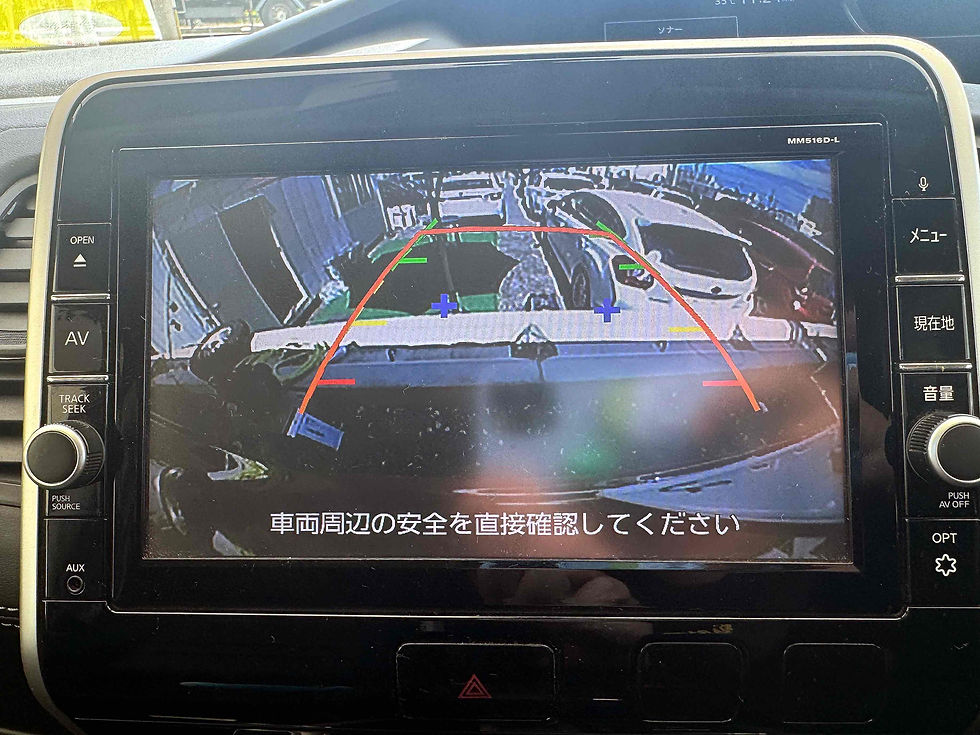 サムネイル： 2016 NISSAN SERENA HYBRID (2YEAR WARRANTY)