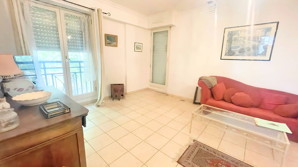 Miniature : BEL APPARTEMENT F2 MEUBLÉ de 54 m2 à AIX-EN-PROVENCE (13100)
