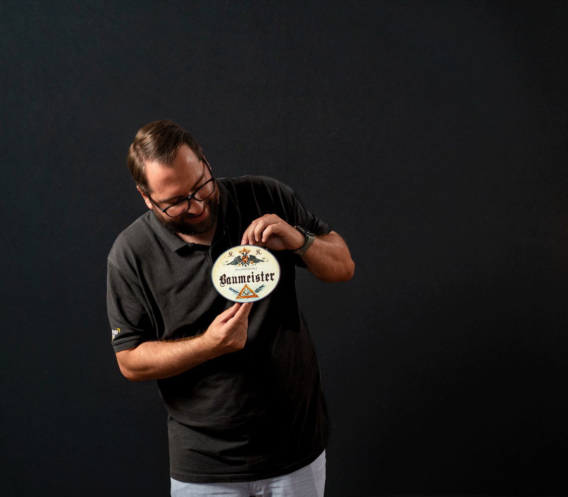 Matthias Jantschek (2).gif