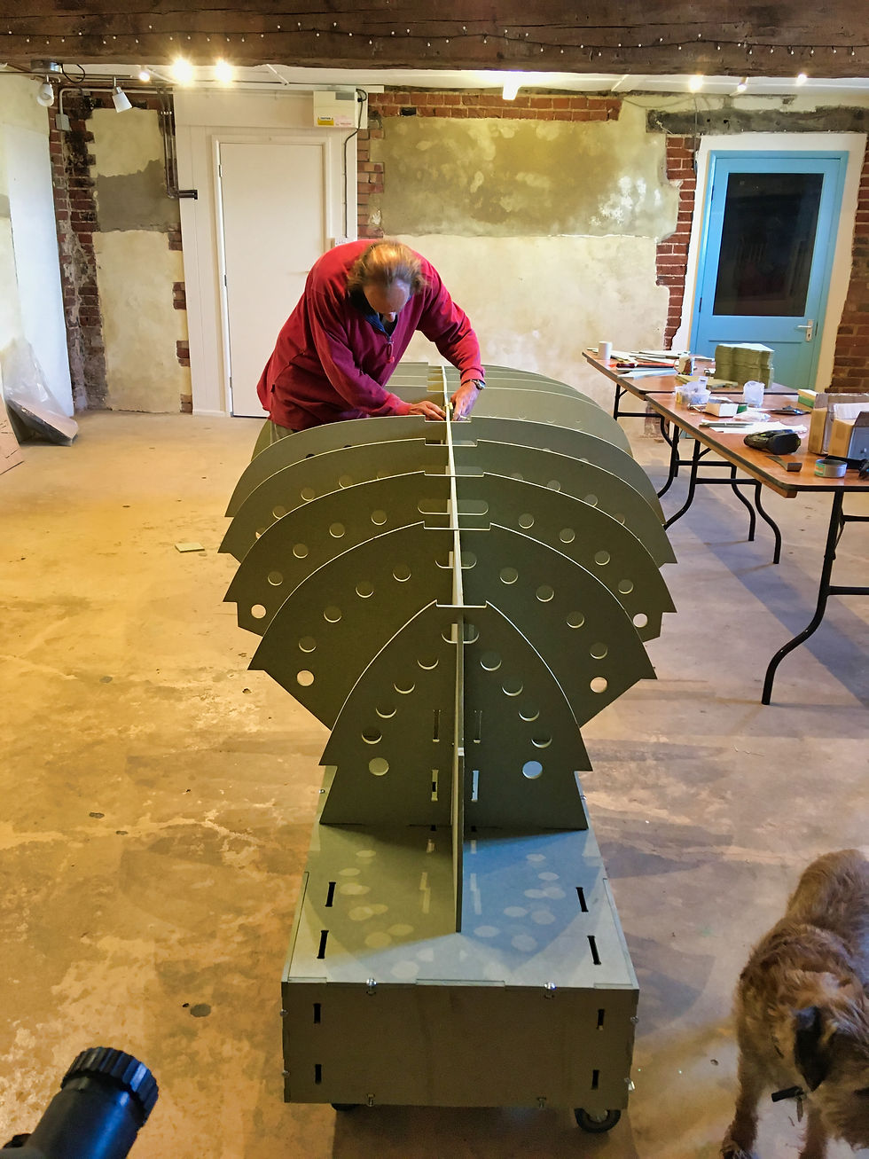 Bolting the jig spine components