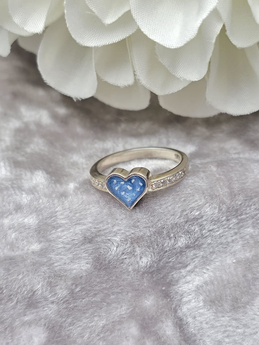 Thumbnail: CZ Heart Ring