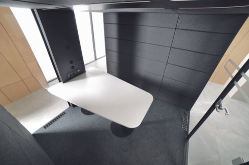 HushMeet.L Interior 2