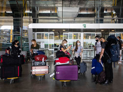 Châu Âu có thể cấm khách du lịch Mỹ khi mở lại biên giới do sự thất bại về việc ngăn chặn lây lan