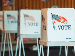 Thông tin sai lệch: Lý do người Việt là nhóm cử tri gốc Á ủng hộ ông Trump đông đảo nhất