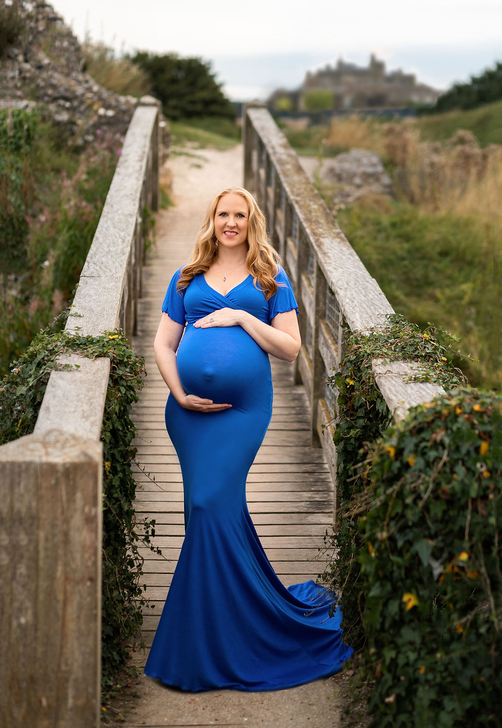 Thumbnail: Petite Maternity Session