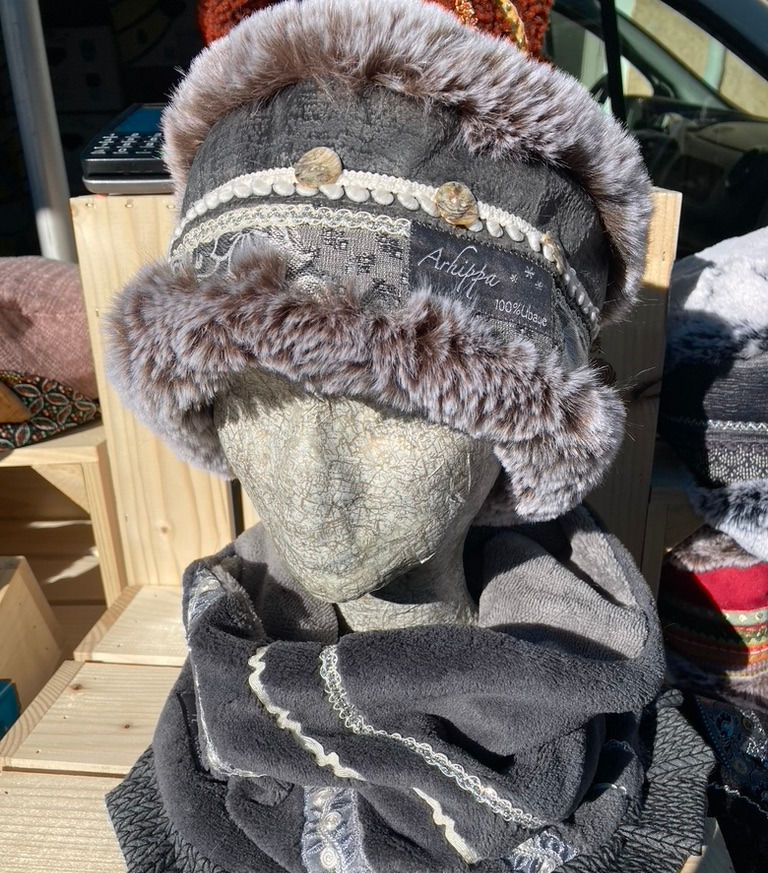 Thumbnail: Fur headband