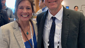 Kevan Shokat PhD received the one million dollar Stephenson Global Prize for pancreatic cancer research, here KRAS Kickers founder, Terri Conneran congratuates him at the AACR Conference on Pancreatic Cancer in San Diego.