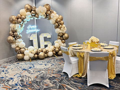 cream and gold, circle backdrop