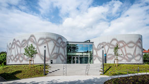 Besichtigung des Neubaus des Institutes für Musik