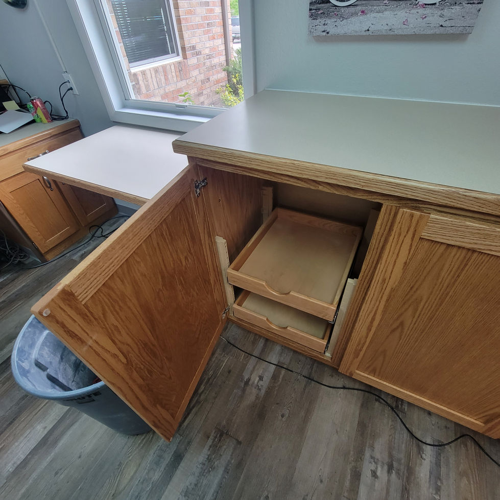 Workstation pull-out drawers