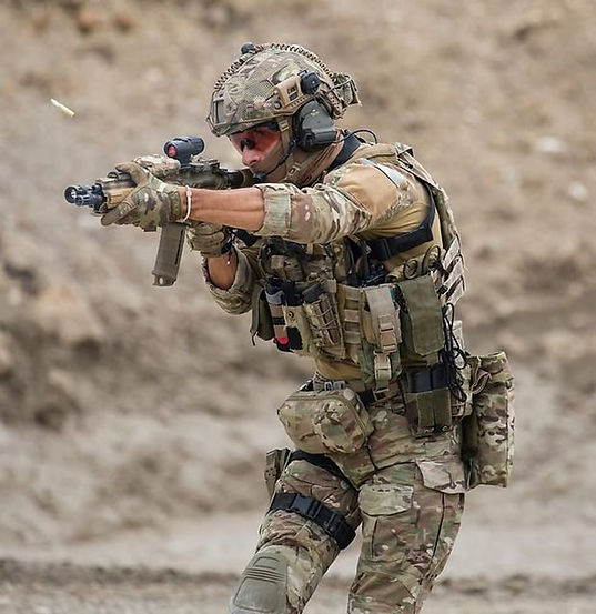 French 1er RPIMa operator at Eurosatory 2018.jpeg