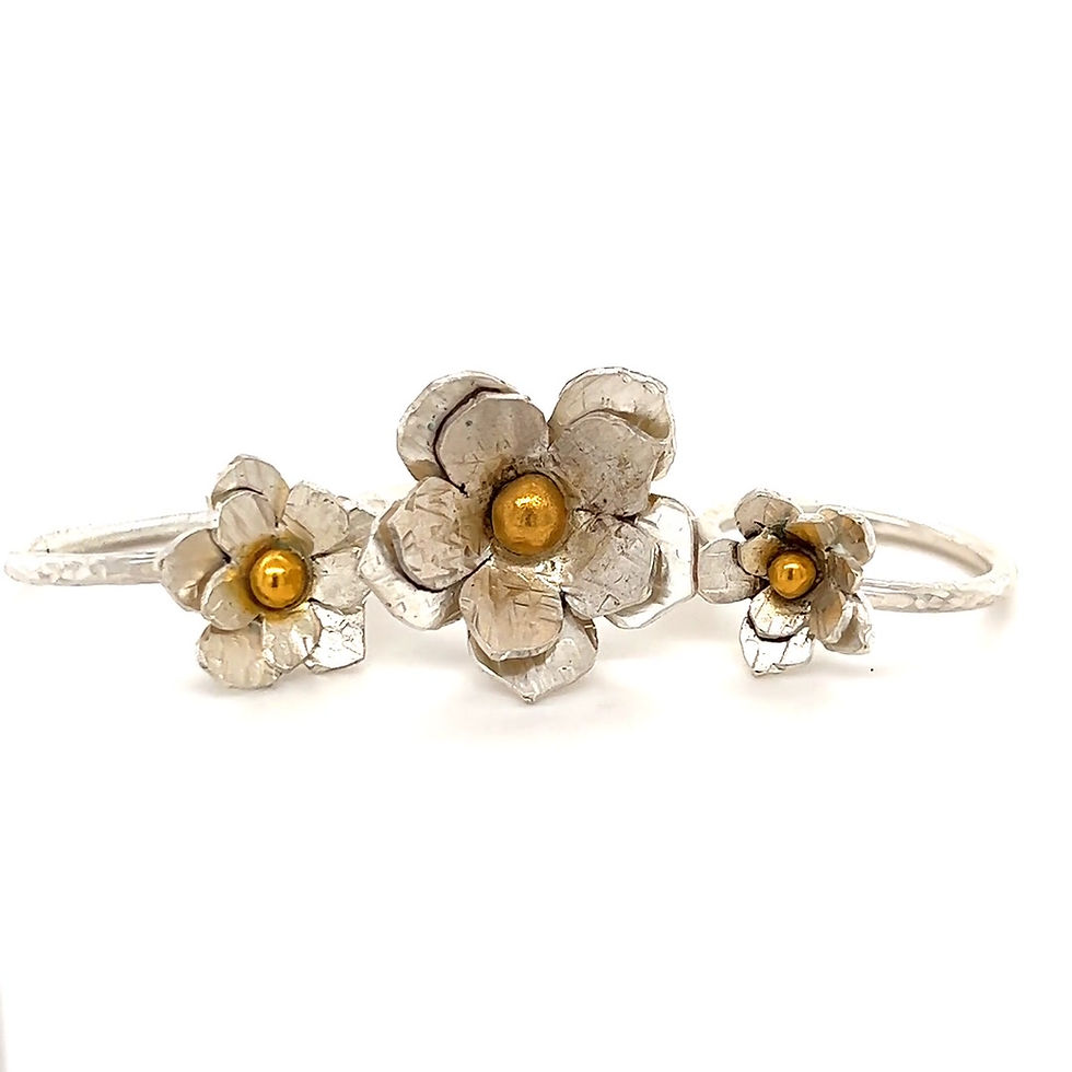 Thumbnail: Chelsea Medium Flower Ring