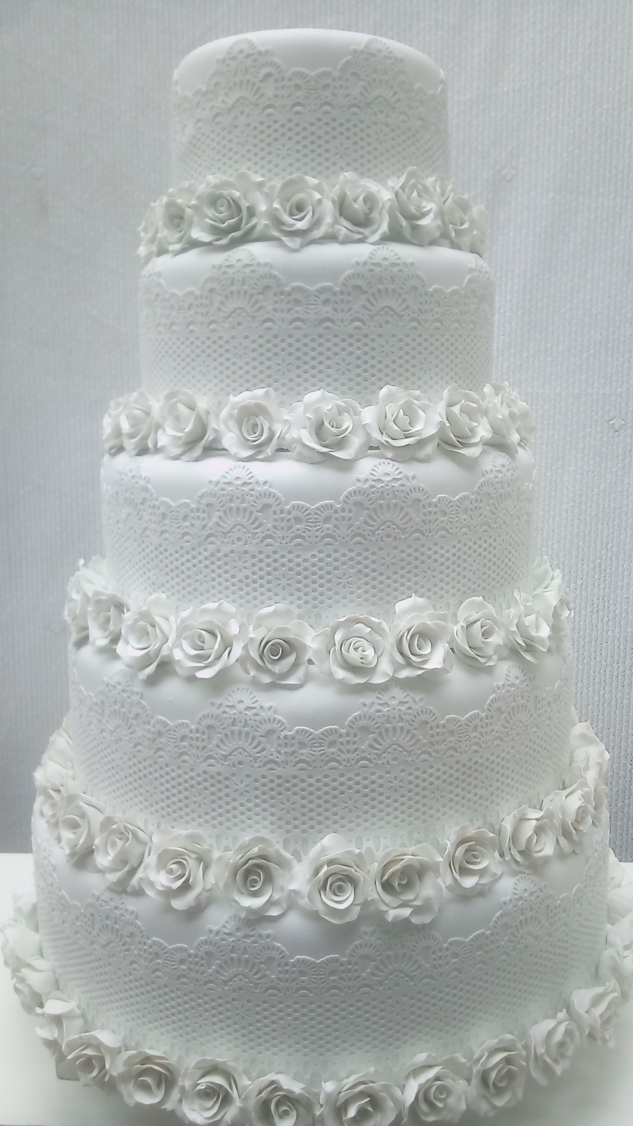 Bolo de casamento (Fake) cenografico Rosas