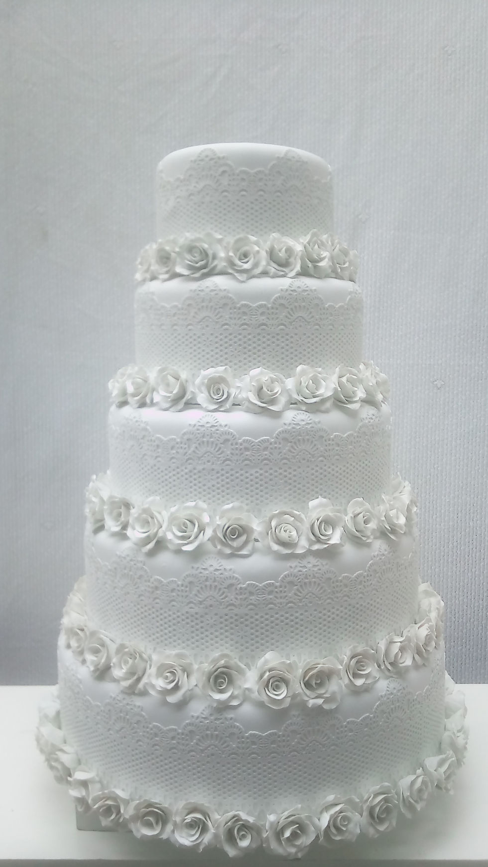 Miniatura: Bolo de casamento (Fake) cenografico Rosas