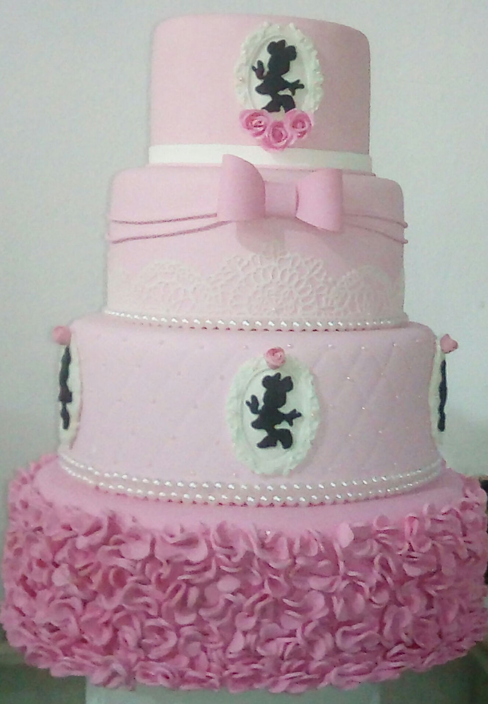 Miniatura: Bolo cenográfico Minnie Rosa