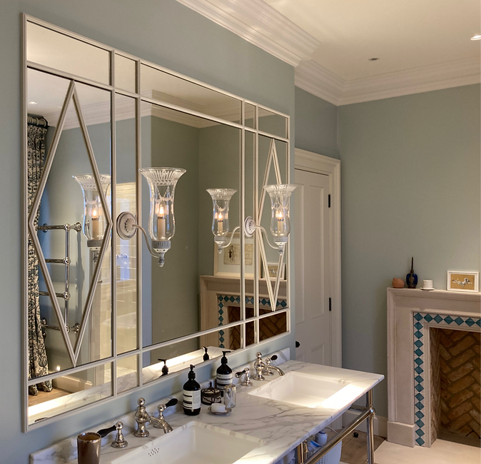 Screen Shot 2021-10-12 at 09.20_edited.png