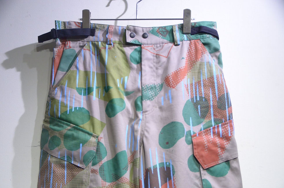 サムネイル： HAiK w/ Hand Print Cotton Gabardine Field Trousers ハイク コットンギャバジン フィールドトラウザーズ
