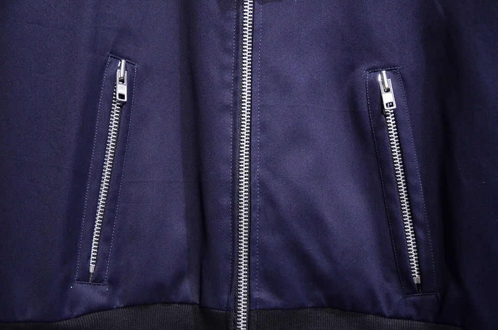 サムネイル： karimmaher　カリムメイハー　ボンバージャケット　ブルゾン　ジップ　デザイン　ミリタリー　スポーツ　モード　イギリス製　コットン