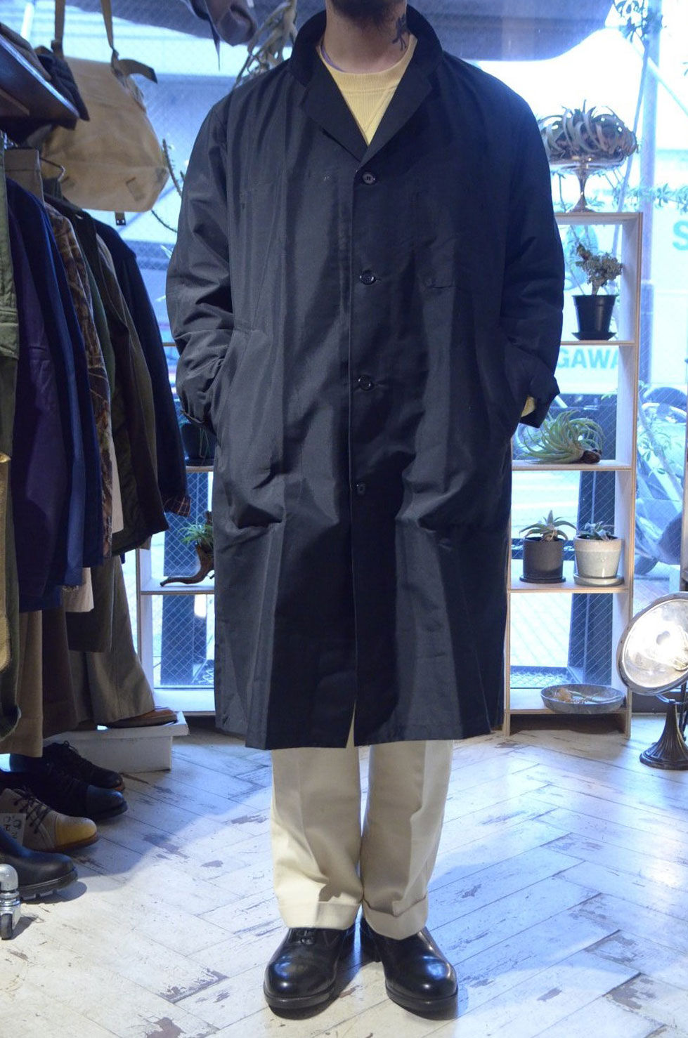 サムネイル： DEADSTOCK 60-80s French Work Nylon Long Coat Made In France ヴィンテージ フレンチ ワークコート