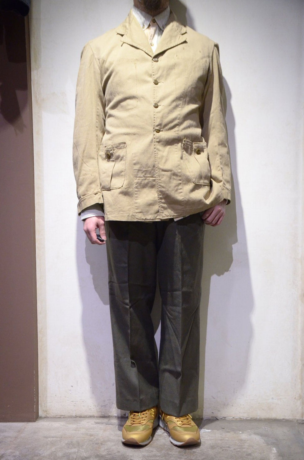サムネイル： Vintage 1944's Khaki Drill Back Belt Bush / Safari Jacket イギリス軍 ツイル ブッシュジャケット