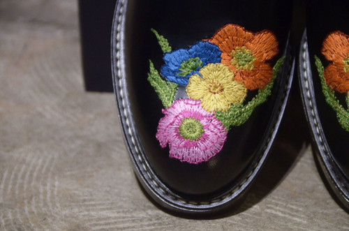 KYOU Embroidered Sandals HARUTA BLOSSOM キョウ ハルタ 刺繍 レザー