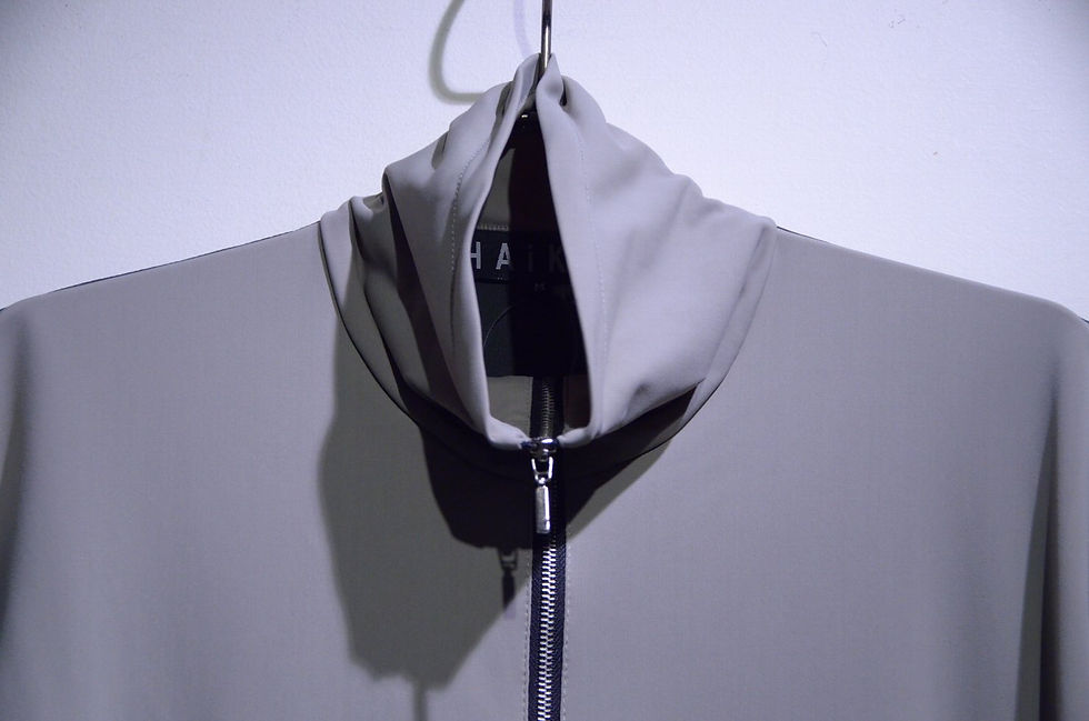 サムネイル： HAiK w/ Poly Half Zip Neck Tshirt A Made in Lithuania ハイク ウィズアス ポリハーフジップ Tシャツ