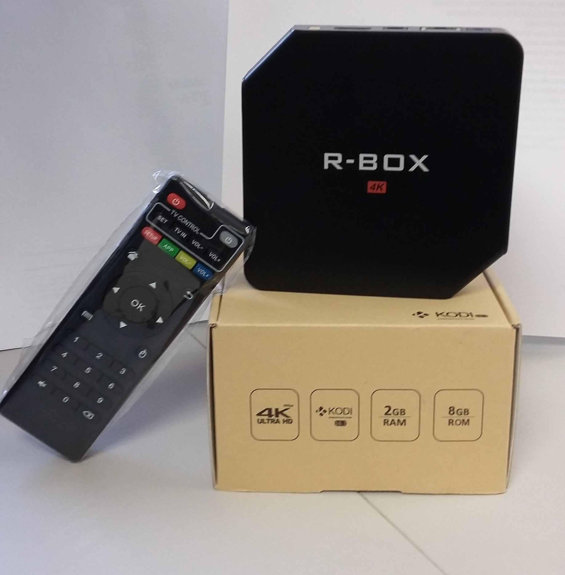 Android TV Box R-BOX