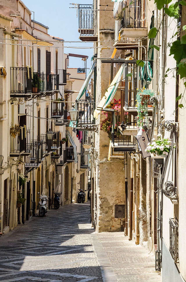 Steet in Cefalu