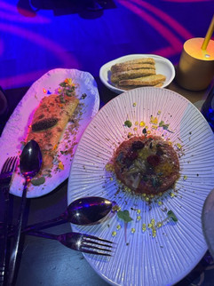 Appetizers or tartare and an omelette