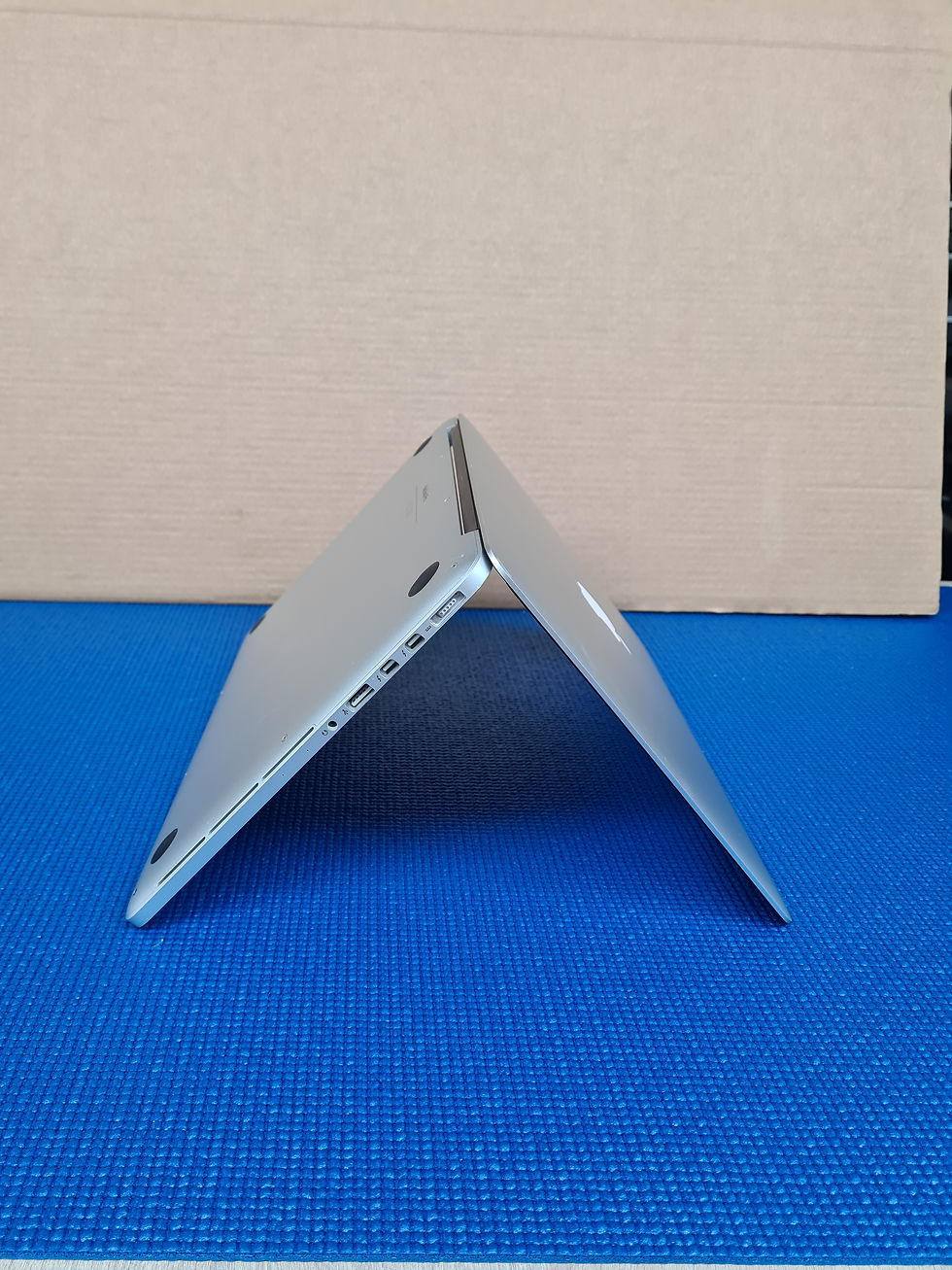 Thumbnail: Macbook Pro A1502 2015 i5