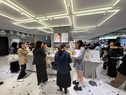 Joliyen. 渋谷スクランブルスクエアにてPOPUP SHOPを開催。日ごとに変わるGeorgeのファッションやメイクも大変好評