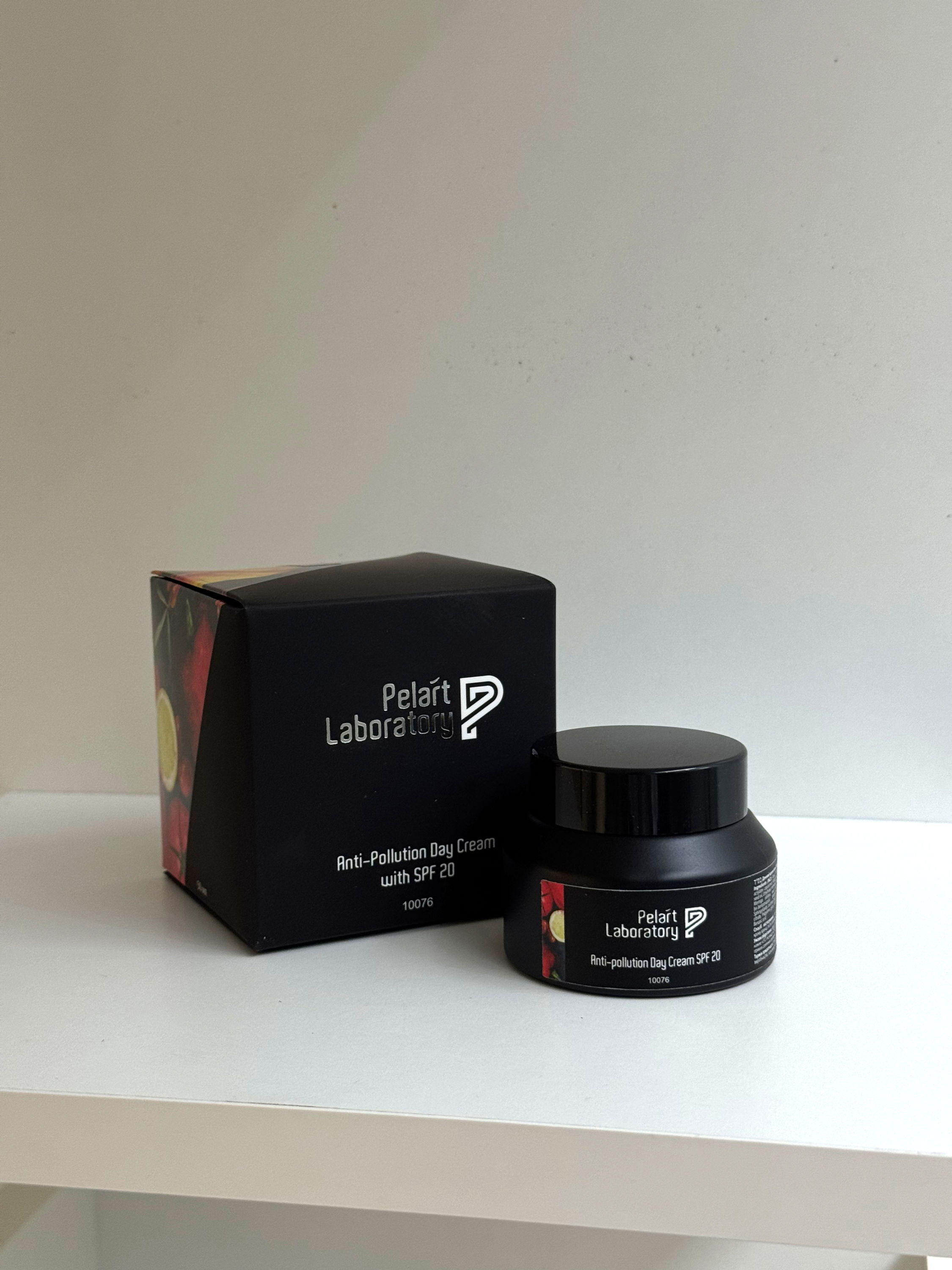 Денний крем-гель Anti-Pollution SPF 20