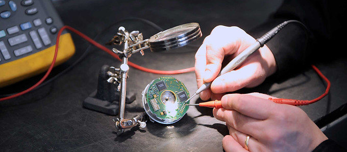 orfer-servo-motor-maintenance-repairs-inspection.jpg