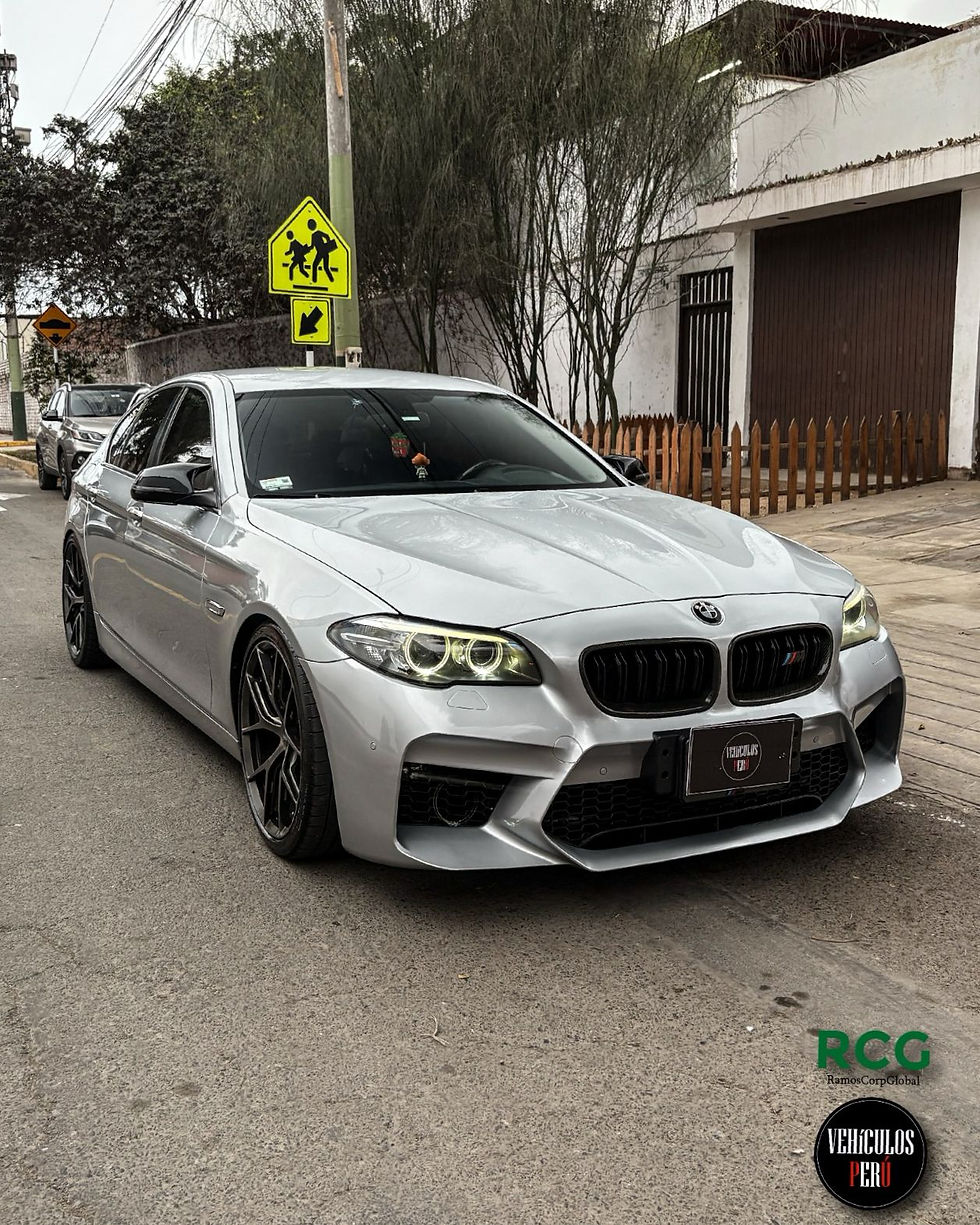 BMW 520i LOOK M5 2016