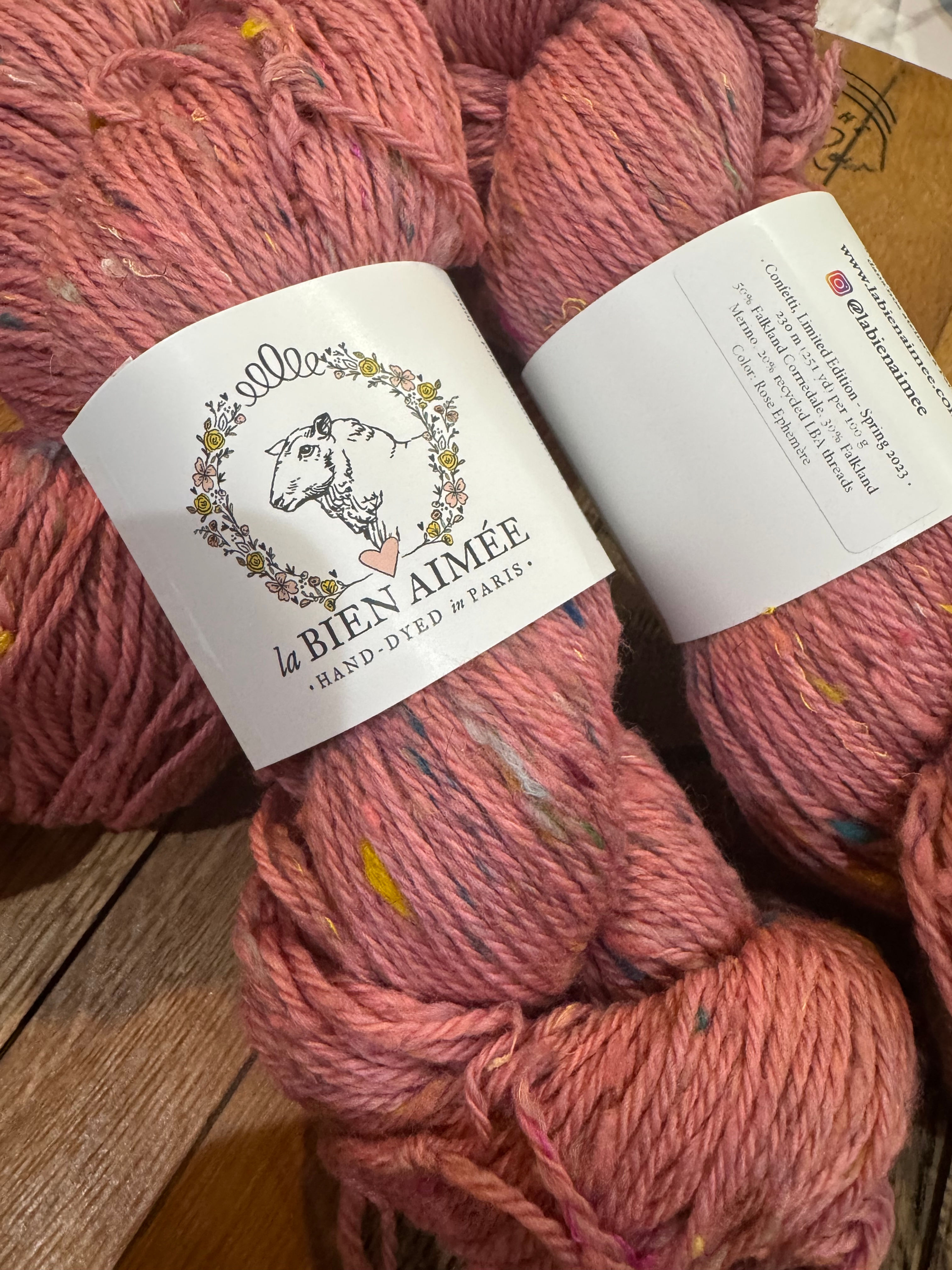 Rose Ephemere-Confetti