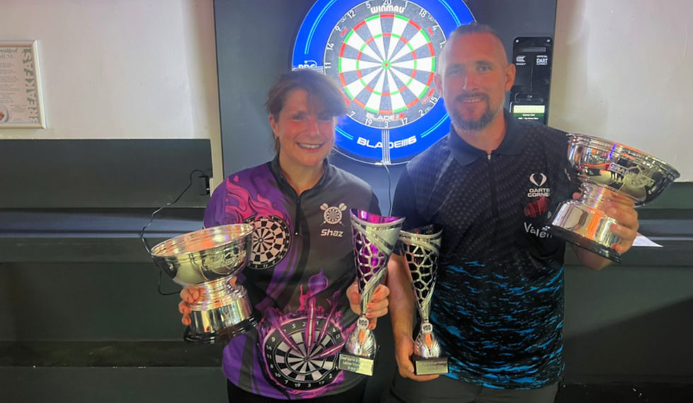 New dart champions: Sharon Mcgeough and Valery Merkotan