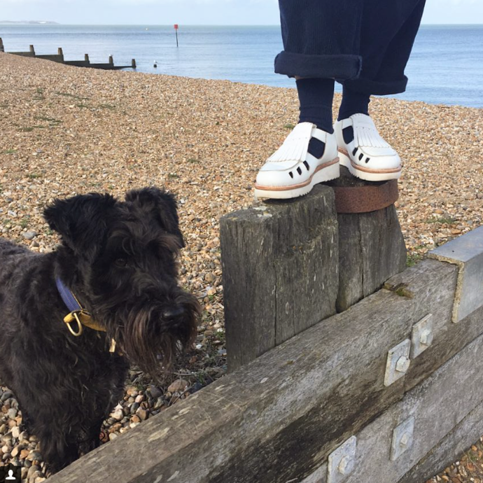 Hannah and her dog, Grenson. Image courtesy of @enbrogue/instagram.com