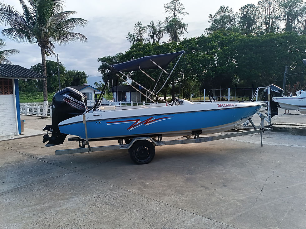 Barco Real Light-19 - R$ 58.000,00