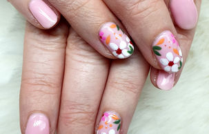 Lovells Nails - manicure
