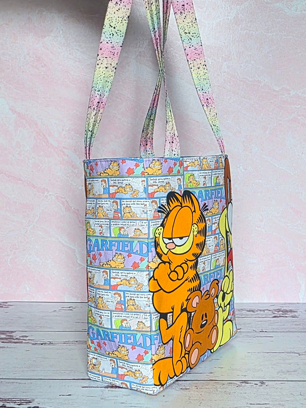 Thumbnail: Orange Comic Cat Sew Along (Lucy Tote Mini)