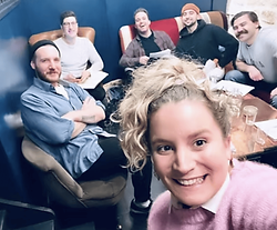 French tutor teaching a lesson in Paris