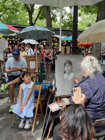 Caroline, certified French teacher and native Parisian, leading a Walk and Talk lesson in the city