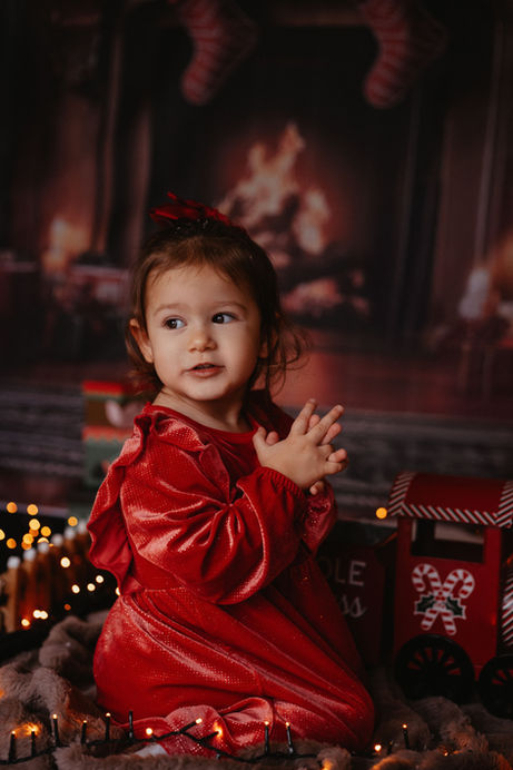 séance photo petite fille à Noël