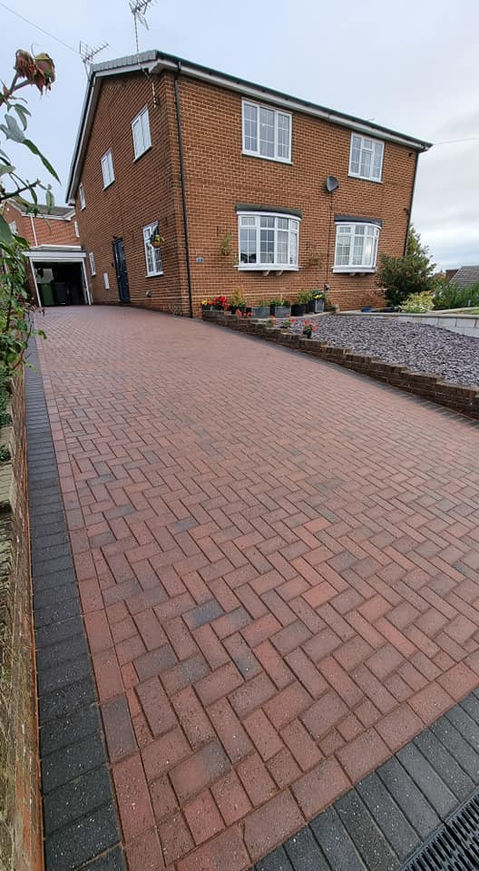 Block paving driveway with dark edging
