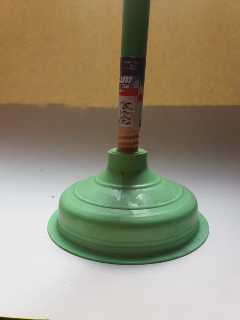 bomba para taza del baño