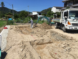 新築住宅、基礎工事始まりました!