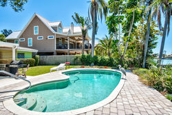 12000 5th St E Treasure Island-large-007-19-9271U102018April17HDREdit-1496x1000-72dpi