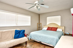 12000 5th St E Treasure Island-large-019-14-9342U202018April17HDREdit-1496x1000-72dpi